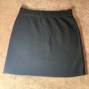 Black Kenar Skirt Size L (Large)